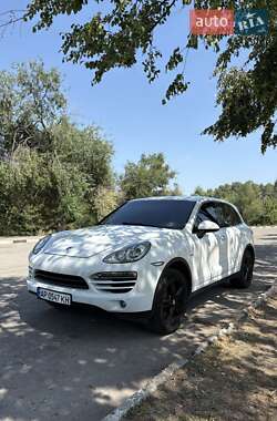 Позашляховик / Кросовер Porsche Cayenne 2012 в Запоріжжі