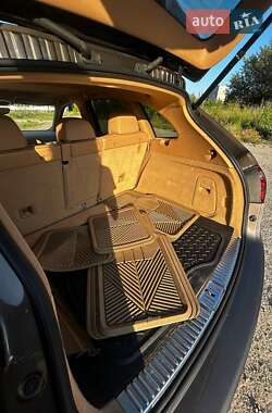 Внедорожник / Кроссовер Porsche Cayenne 2013 в 