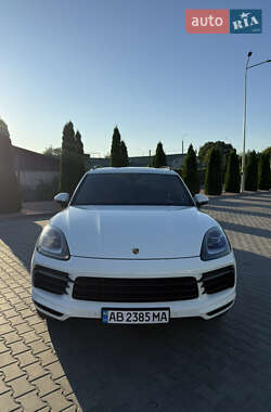 Внедорожник / Кроссовер Porsche Cayenne 2019 в 