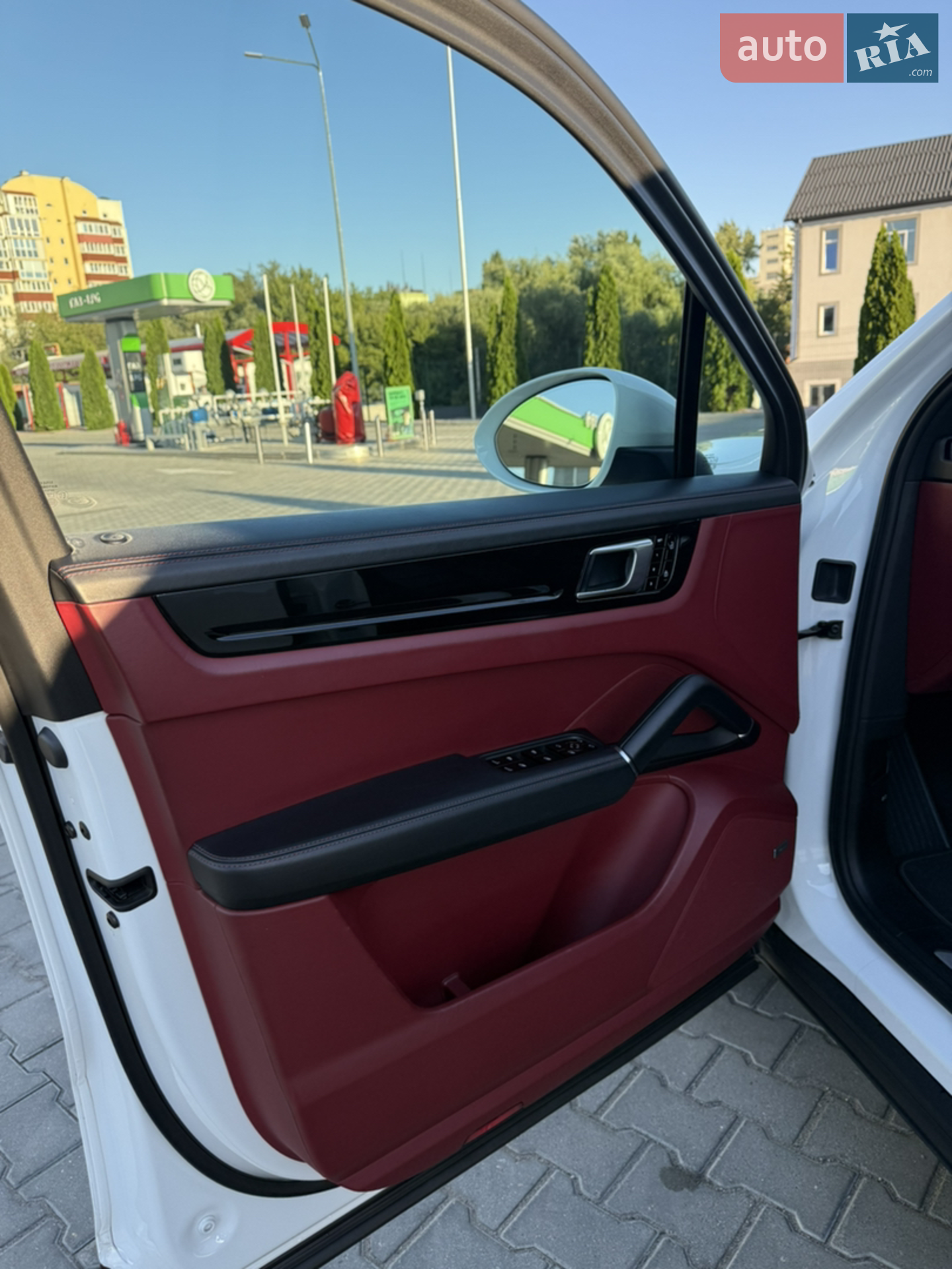 2019 Porsche Cayenne - мініатюра 11