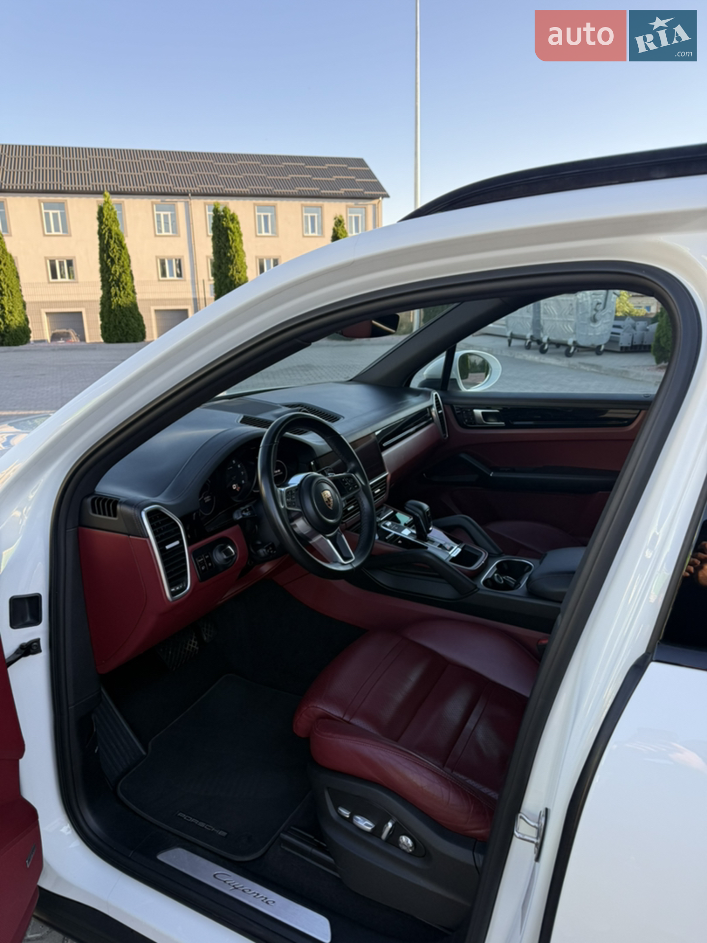 2019 Porsche Cayenne - мініатюра 12