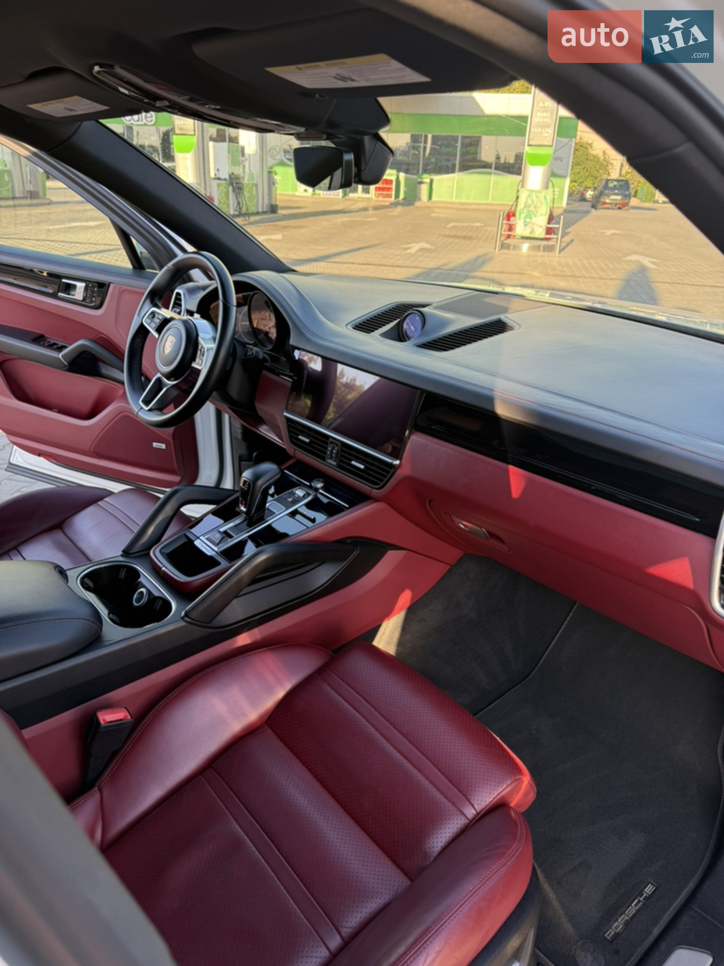 2019 Porsche Cayenne - мініатюра 18