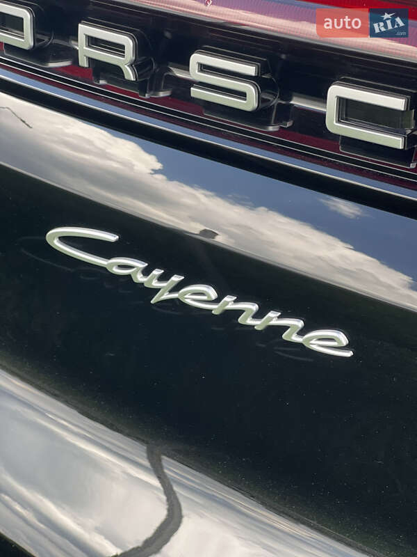 Внедорожник / Кроссовер Porsche Cayenne 2023 в Виннице