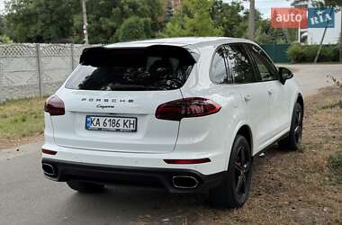 Позашляховик / Кросовер Porsche Cayenne 2013 в 