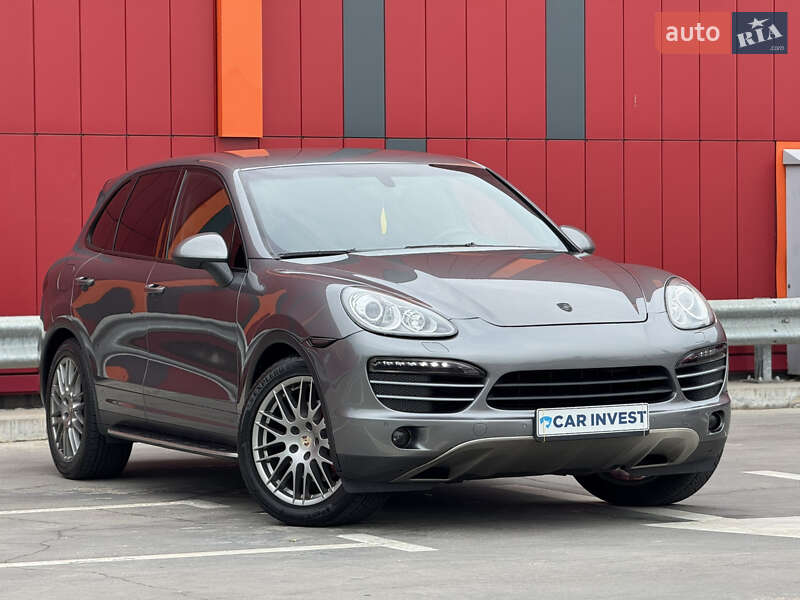 Porsche Cayenne 2012