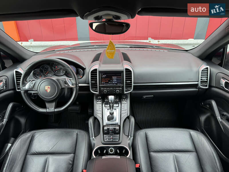 Внедорожник / Кроссовер Porsche Cayenne 2012 в Киеве фото 23 Внедорожник / Кроссовер Porsche Cayenne 2012 в Киеве