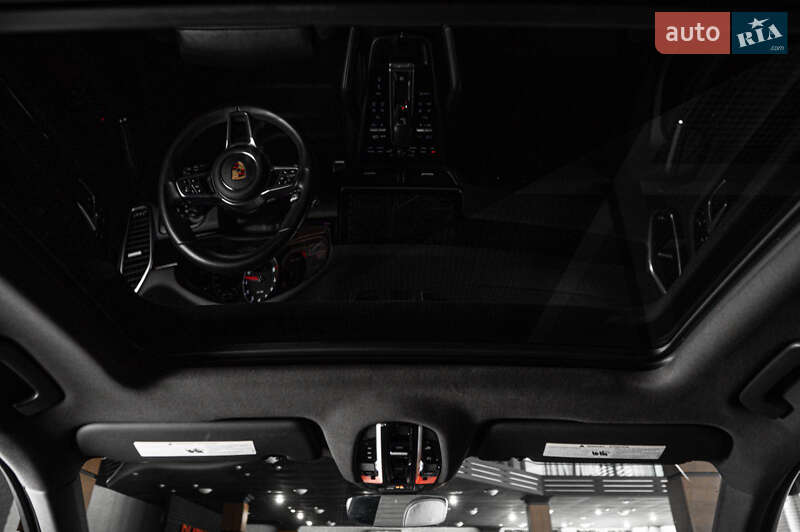 Позашляховик / Кросовер Porsche Cayenne 2018 в Одесі