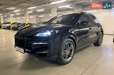 Внедорожник / Кроссовер Porsche Cayenne 2023 в Киеве