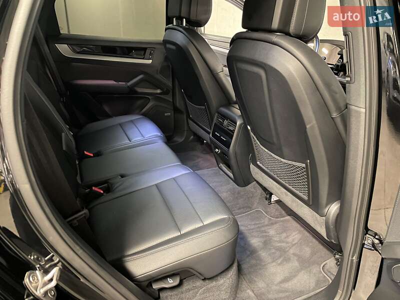 Внедорожник / Кроссовер Porsche Cayenne 2023 в Киеве фото 39 Внедорожник / Кроссовер Porsche Cayenne 2023 в Киеве