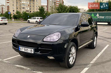 Внедорожник / Кроссовер Porsche Cayenne 2005 в 