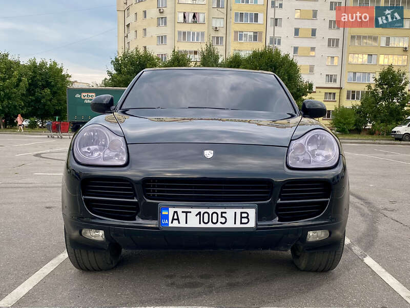 Внедорожник / Кроссовер Porsche Cayenne 2005 в Ивано-Франковске