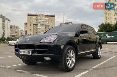 Внедорожник / Кроссовер Porsche Cayenne 2005 в 