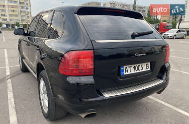 Внедорожник / Кроссовер Porsche Cayenne 2005 в 