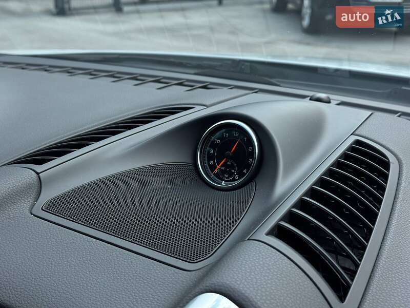 Позашляховик / Кросовер Porsche Cayenne 2015 в Кам'янець-Подільському