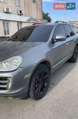 Внедорожник / Кроссовер Porsche Cayenne 2004 в 