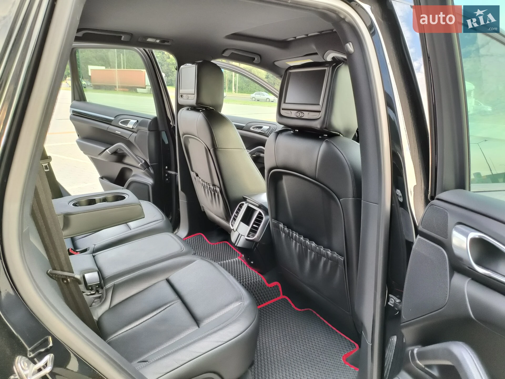 2013 Porsche Cayenne - мініатюра 31