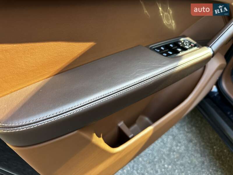 Позашляховик / Кросовер Porsche Cayenne 2018 в Києві