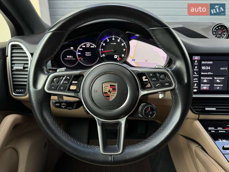 Позашляховик / Кросовер Porsche Cayenne 2019 в Стрию