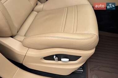 Внедорожник / Кроссовер Porsche Cayenne 2019 в 