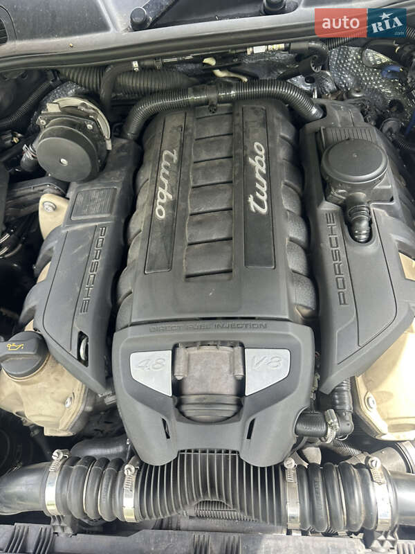Внедорожник / Кроссовер Porsche Cayenne 2011 в Умани