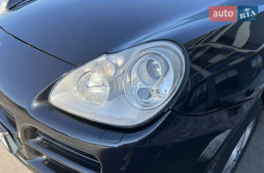 Внедорожник / Кроссовер Porsche Cayenne 2005 в 