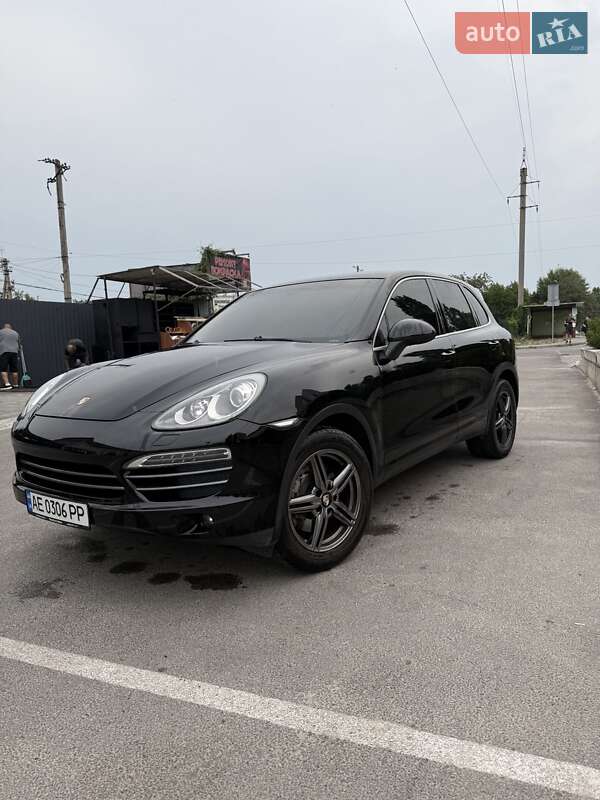 Внедорожник / Кроссовер Porsche Cayenne 2013 в Днепре