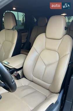 Внедорожник / Кроссовер Porsche Cayenne 2013 в 
