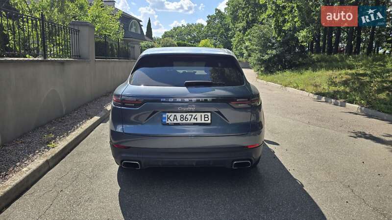 Внедорожник / Кроссовер Porsche Cayenne 2019 в Киеве