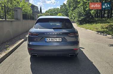 Внедорожник / Кроссовер Porsche Cayenne 2019 в 