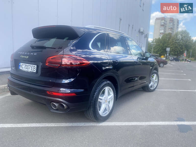 Позашляховик / Кросовер Porsche Cayenne 2016 в Львові фото 16 Позашляховик / Кросовер Porsche Cayenne 2016 в Львові