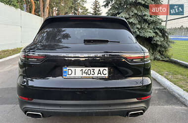 Внедорожник / Кроссовер Porsche Cayenne 2019 в 