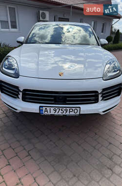 Позашляховик / Кросовер Porsche Cayenne 2019 в 