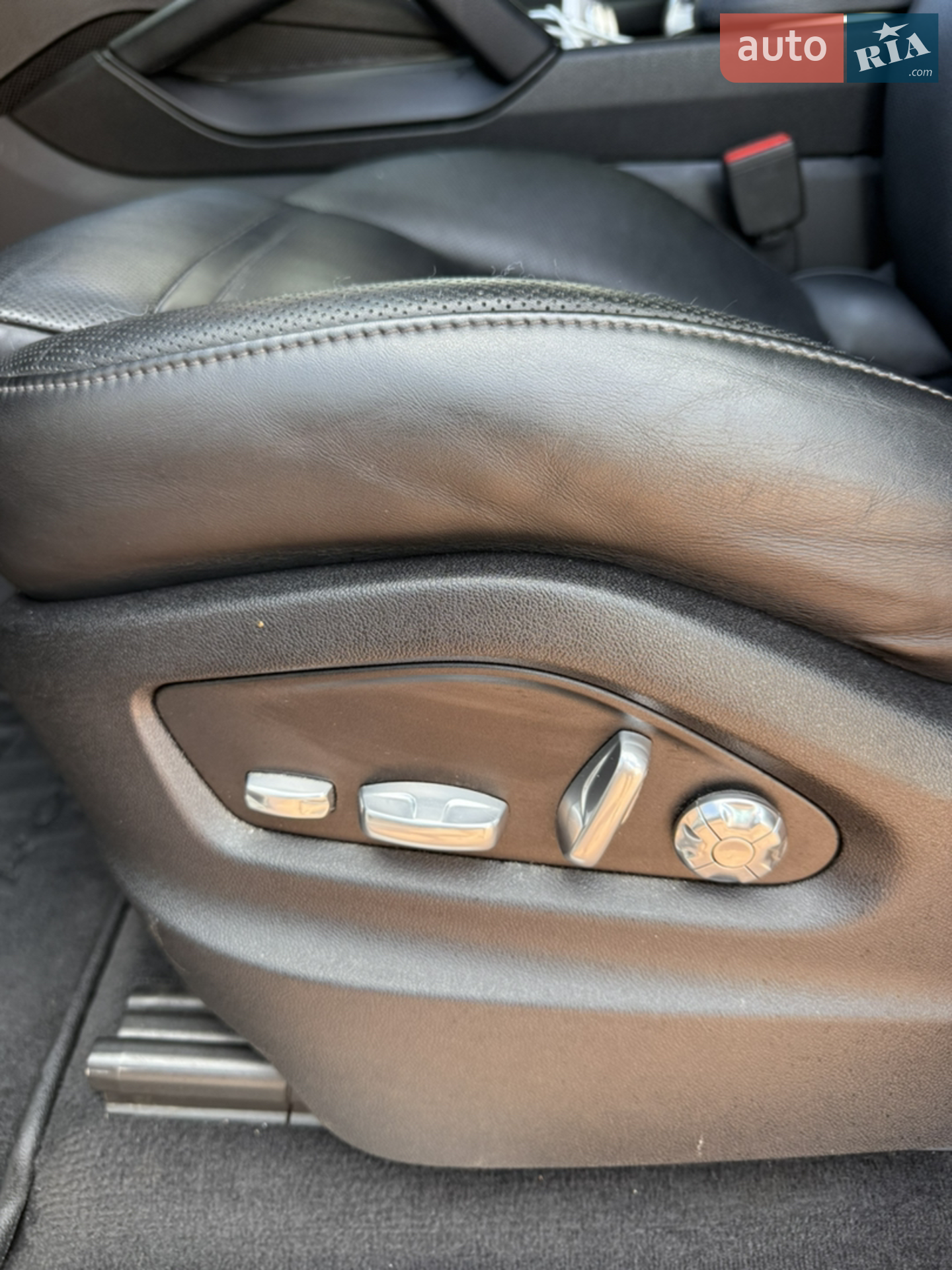 2019 Porsche Cayenne - мініатюра 19