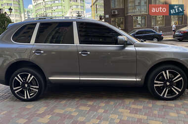 Внедорожник / Кроссовер Porsche Cayenne 2007 в 