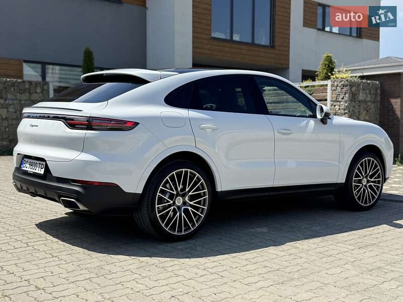 Позашляховик / Кросовер Porsche Cayenne 2019 в Стрию