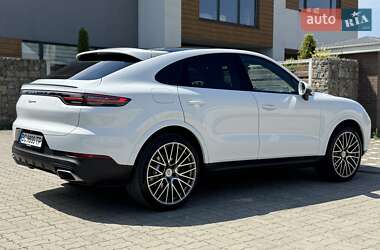 Внедорожник / Кроссовер Porsche Cayenne 2019 в 