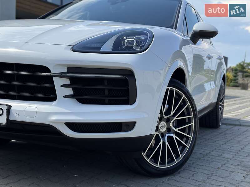 Позашляховик / Кросовер Porsche Cayenne 2019 в Стрию