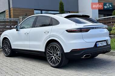 Внедорожник / Кроссовер Porsche Cayenne 2019 в 