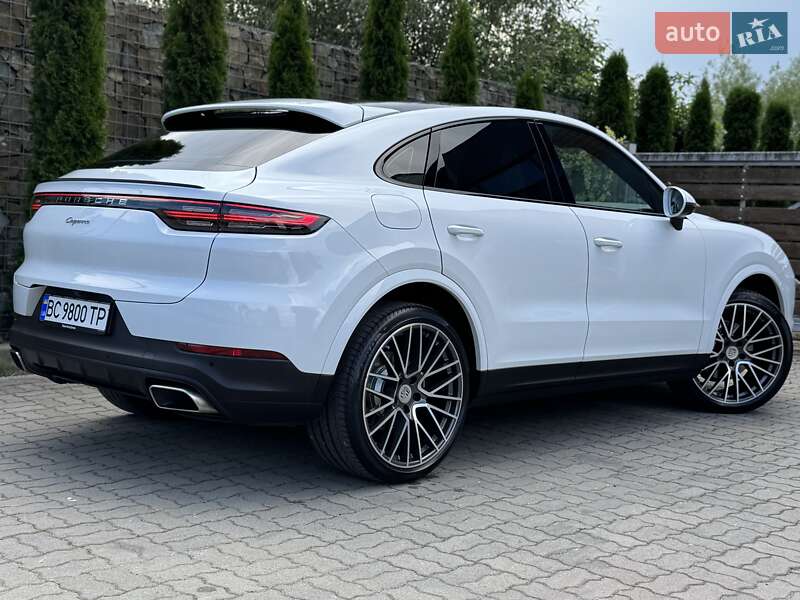 Позашляховик / Кросовер Porsche Cayenne 2019 в Стрию