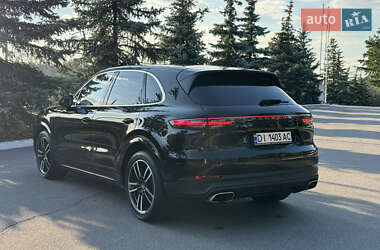 Внедорожник / Кроссовер Porsche Cayenne 2019 в 