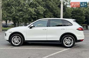 Внедорожник / Кроссовер Porsche Cayenne 2013 в 