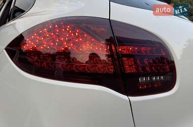 Внедорожник / Кроссовер Porsche Cayenne 2013 в 