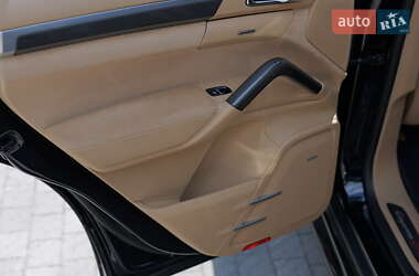 Внедорожник / Кроссовер Porsche Cayenne 2013 в 
