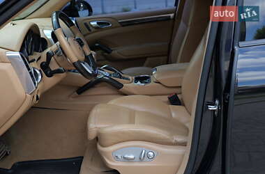 Внедорожник / Кроссовер Porsche Cayenne 2013 в 