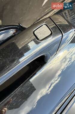 Внедорожник / Кроссовер Porsche Cayenne 2018 в 