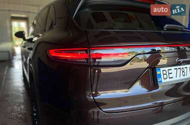 Внедорожник / Кроссовер Porsche Cayenne 2019 в 