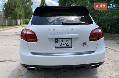 Внедорожник / Кроссовер Porsche Cayenne 2014 в 