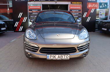 Внедорожник / Кроссовер Porsche Cayenne 2014 в 
