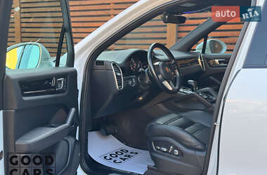 Внедорожник / Кроссовер Porsche Cayenne 2020 в 