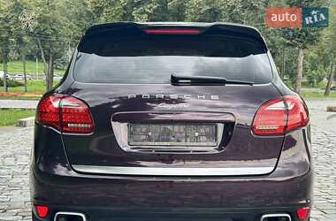 Внедорожник / Кроссовер Porsche Cayenne 2012 в 